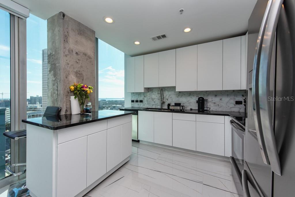 SKYPOINT A CONDO - Residential