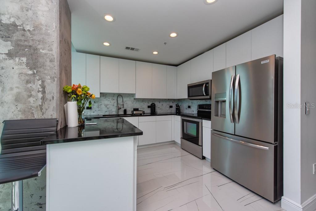 SKYPOINT A CONDO - Residential