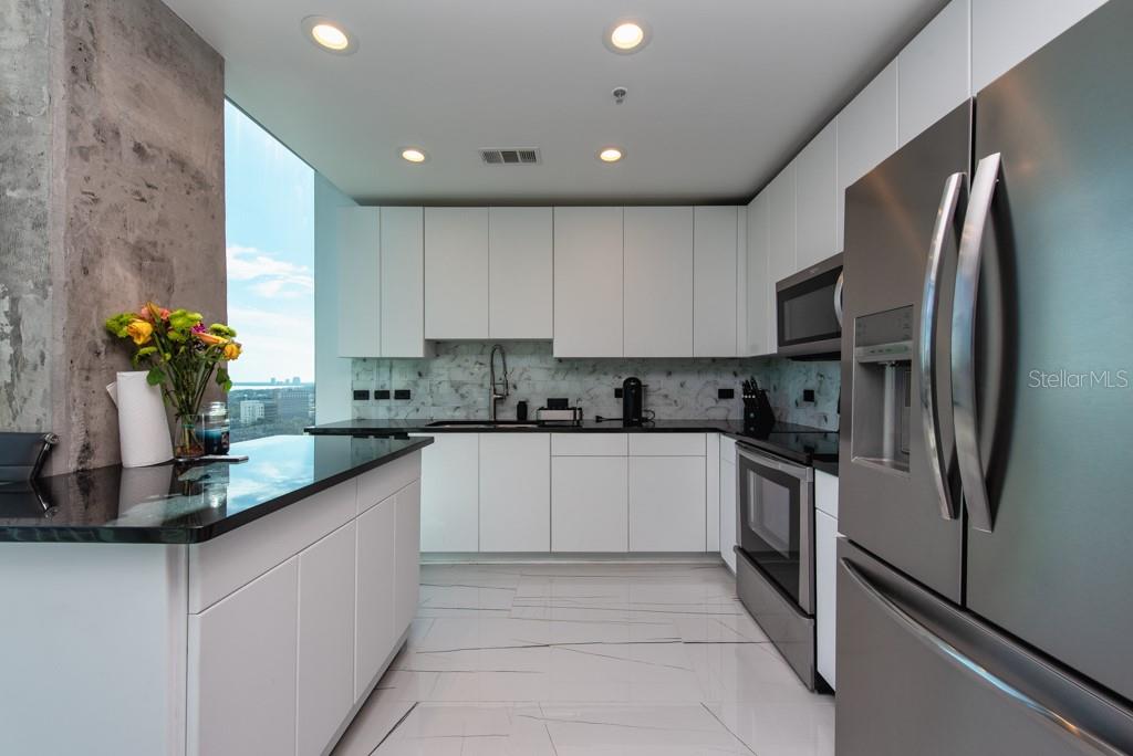 SKYPOINT A CONDO - Residential