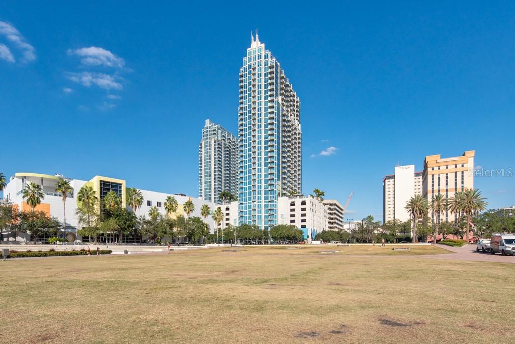 SKYPOINT A CONDO - Residential