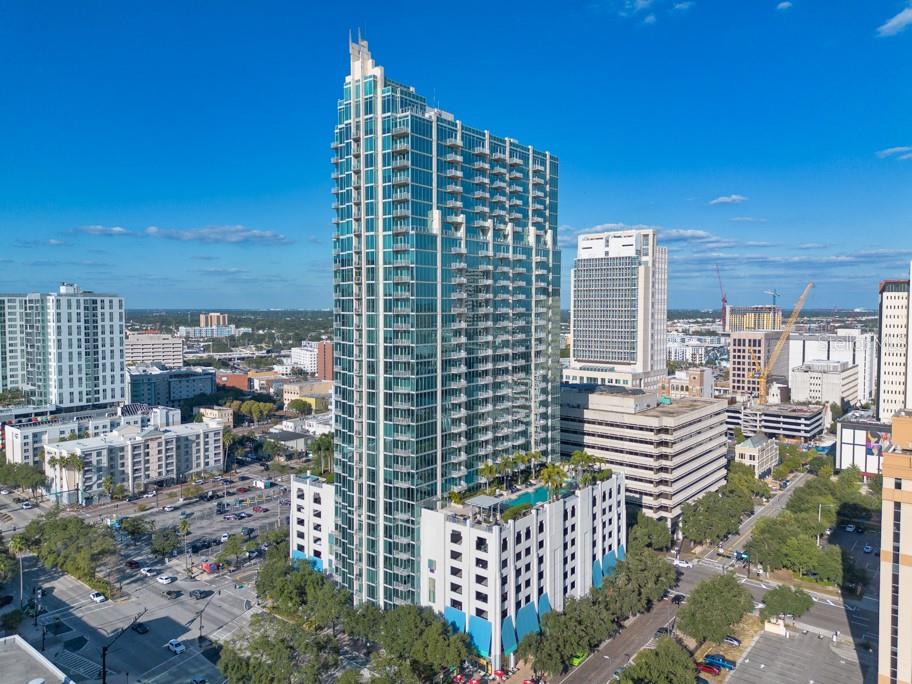 SKYPOINT A CONDO - Residential