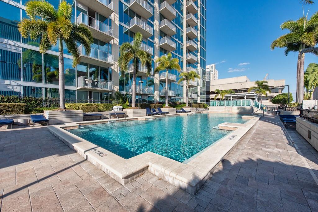 SKYPOINT A CONDO - Residential