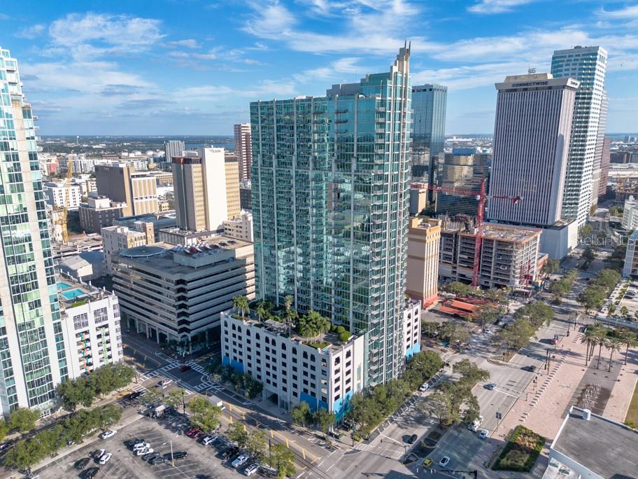 SKYPOINT A CONDO - Residential