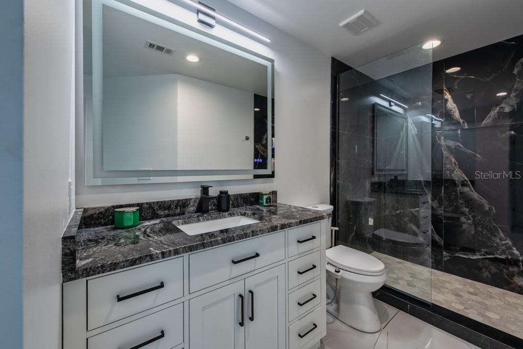 SKYPOINT A CONDO - Residential