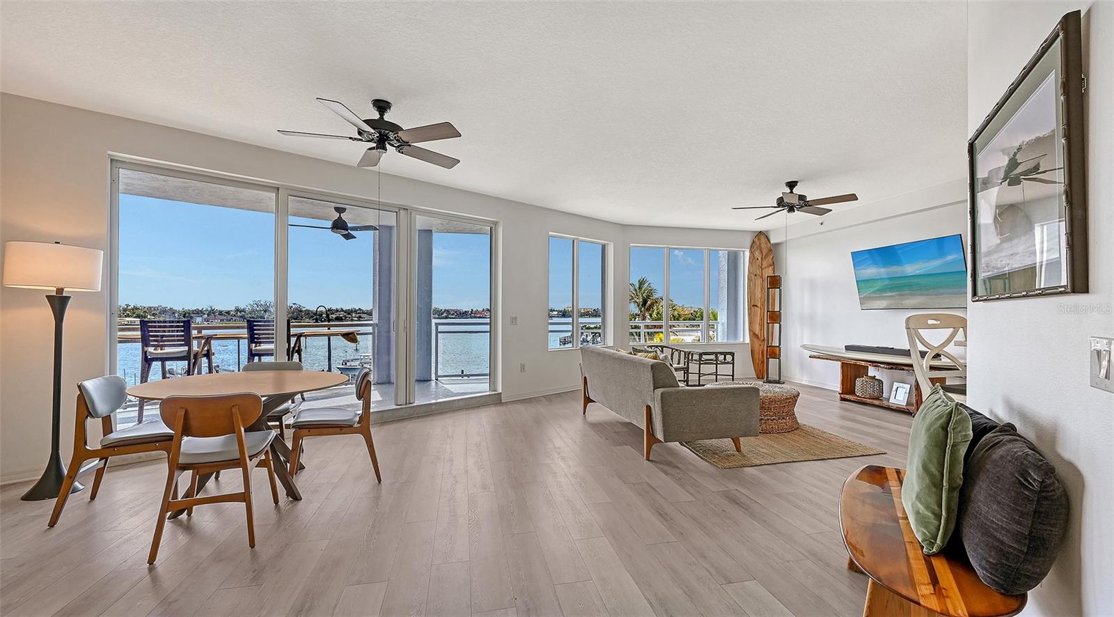 THE HARBOR VILLAS AT DONA BAY - Residential