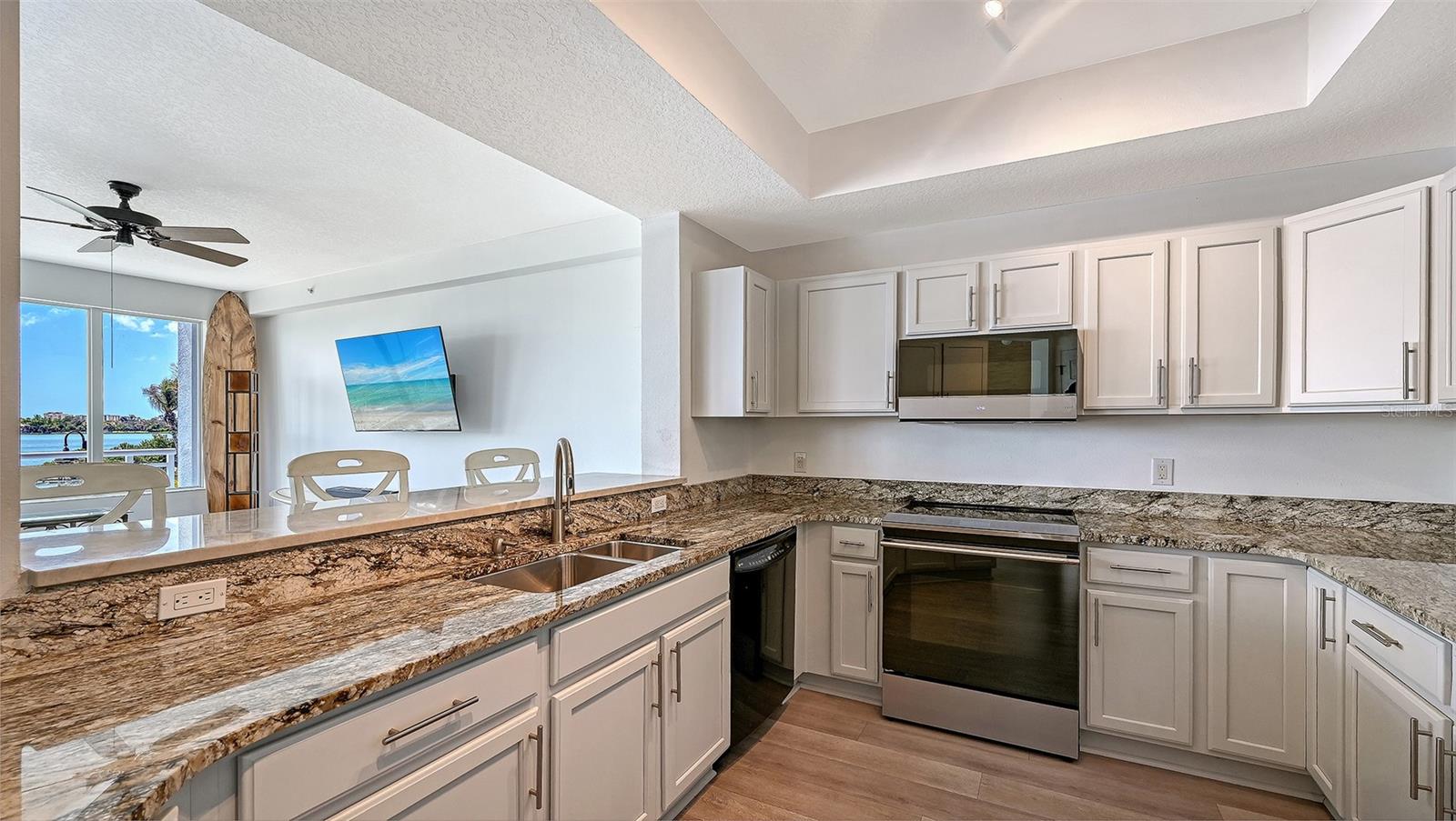 THE HARBOR VILLAS AT DONA BAY - Residential