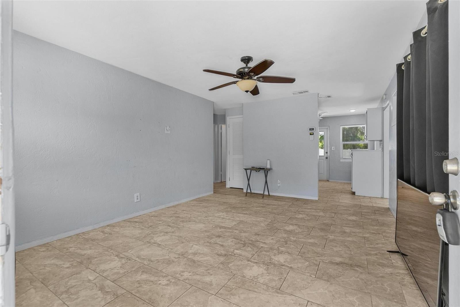 122 PALM DRIVE