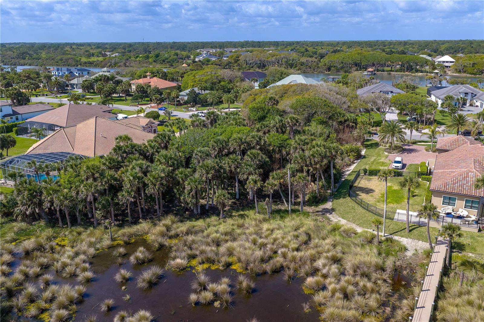 ISLAND ESTATES SUB - Land