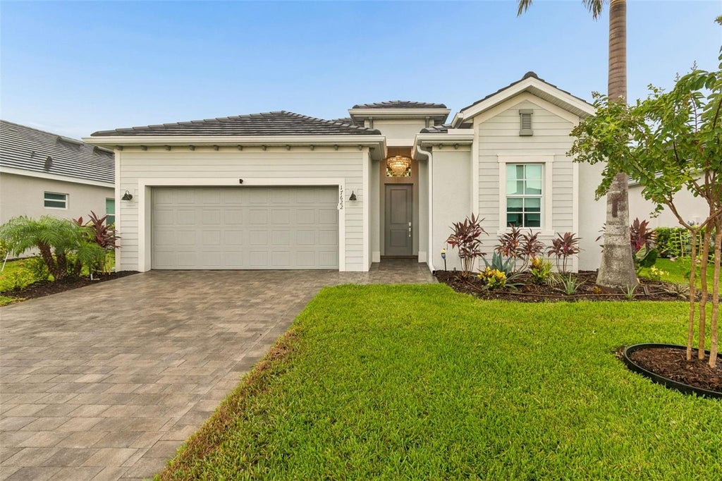 Photo of 17622 Santorini Court, Venice, FL 34293 (MLS # W7888849)