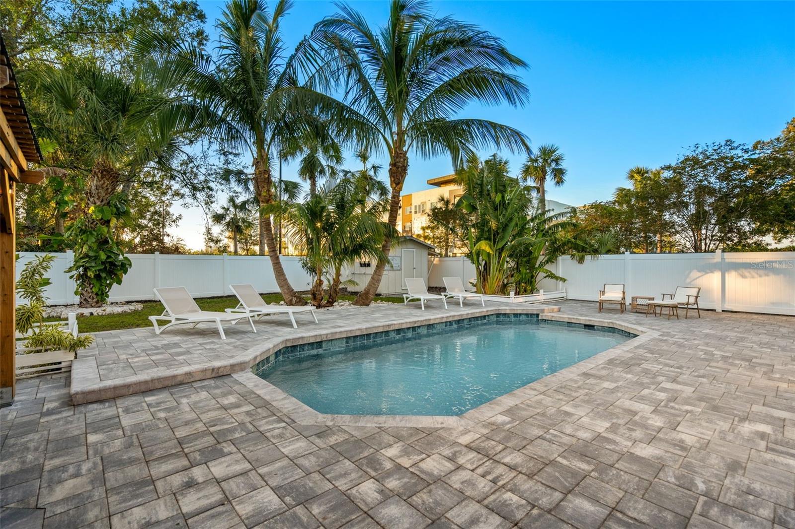 TERRACE GARDENS - Residential Lease