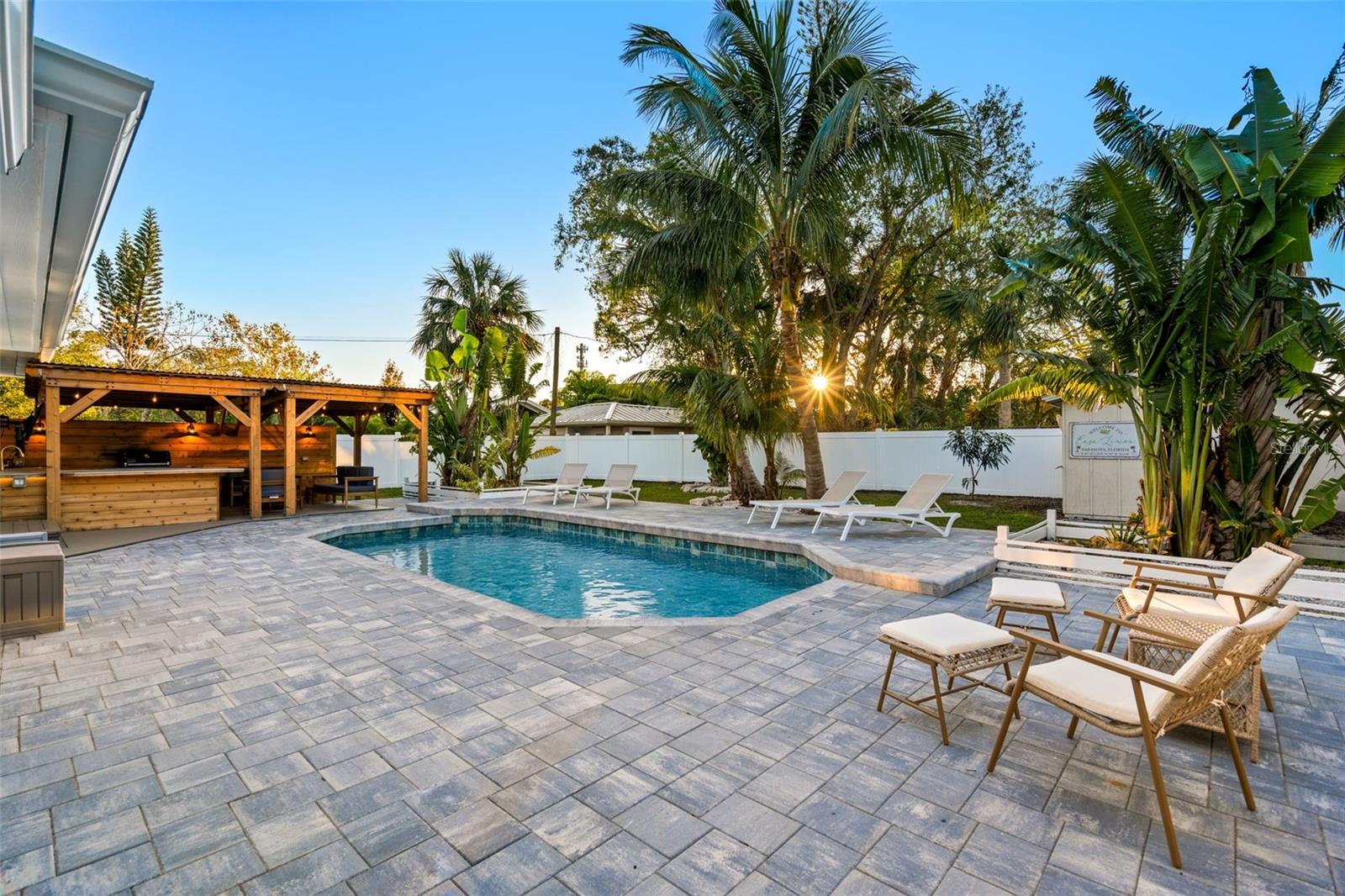 TERRACE GARDENS - Residential Lease