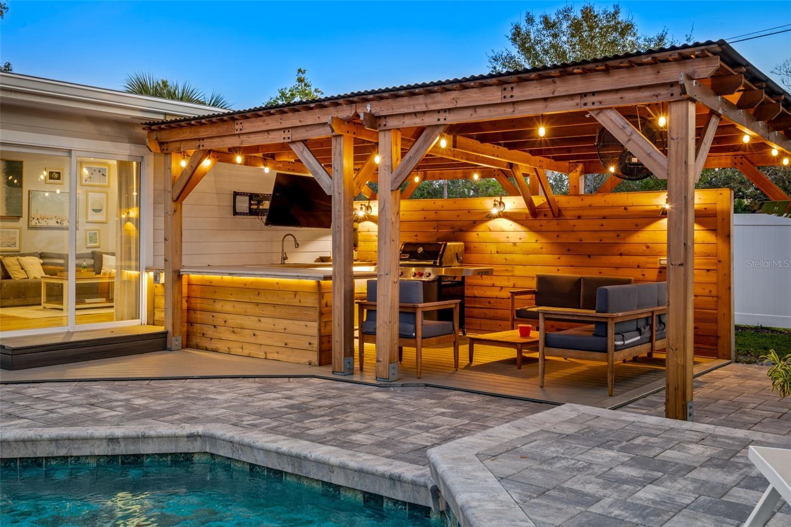 TERRACE GARDENS - Residential Lease