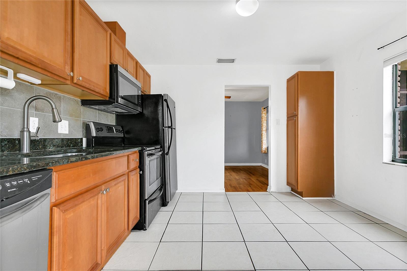 WISSAHICKON - Residential Lease