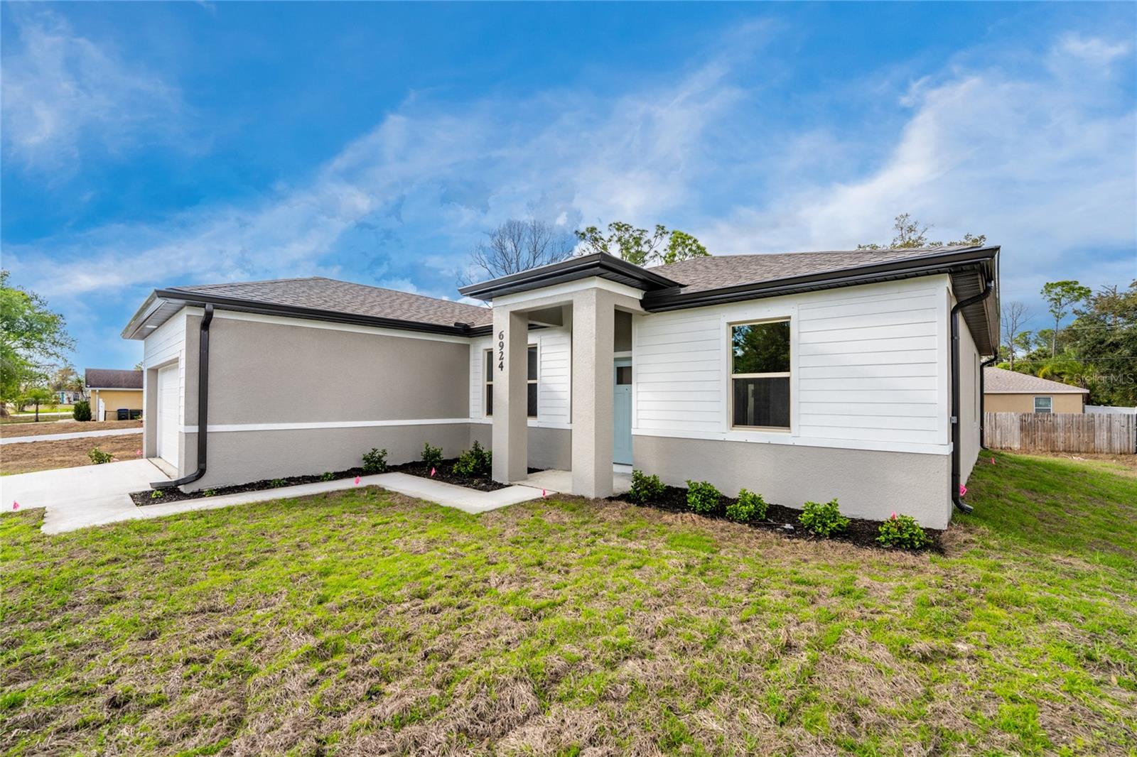 1592 - PORT CHARLOTTE SUB 36 - Residential