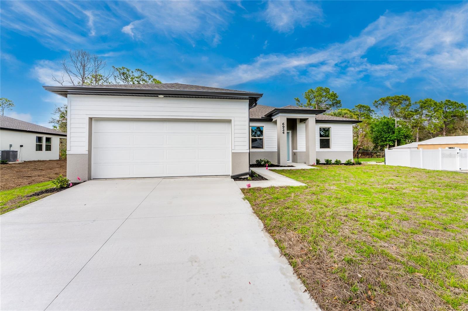 1592 - PORT CHARLOTTE SUB 36 - Residential