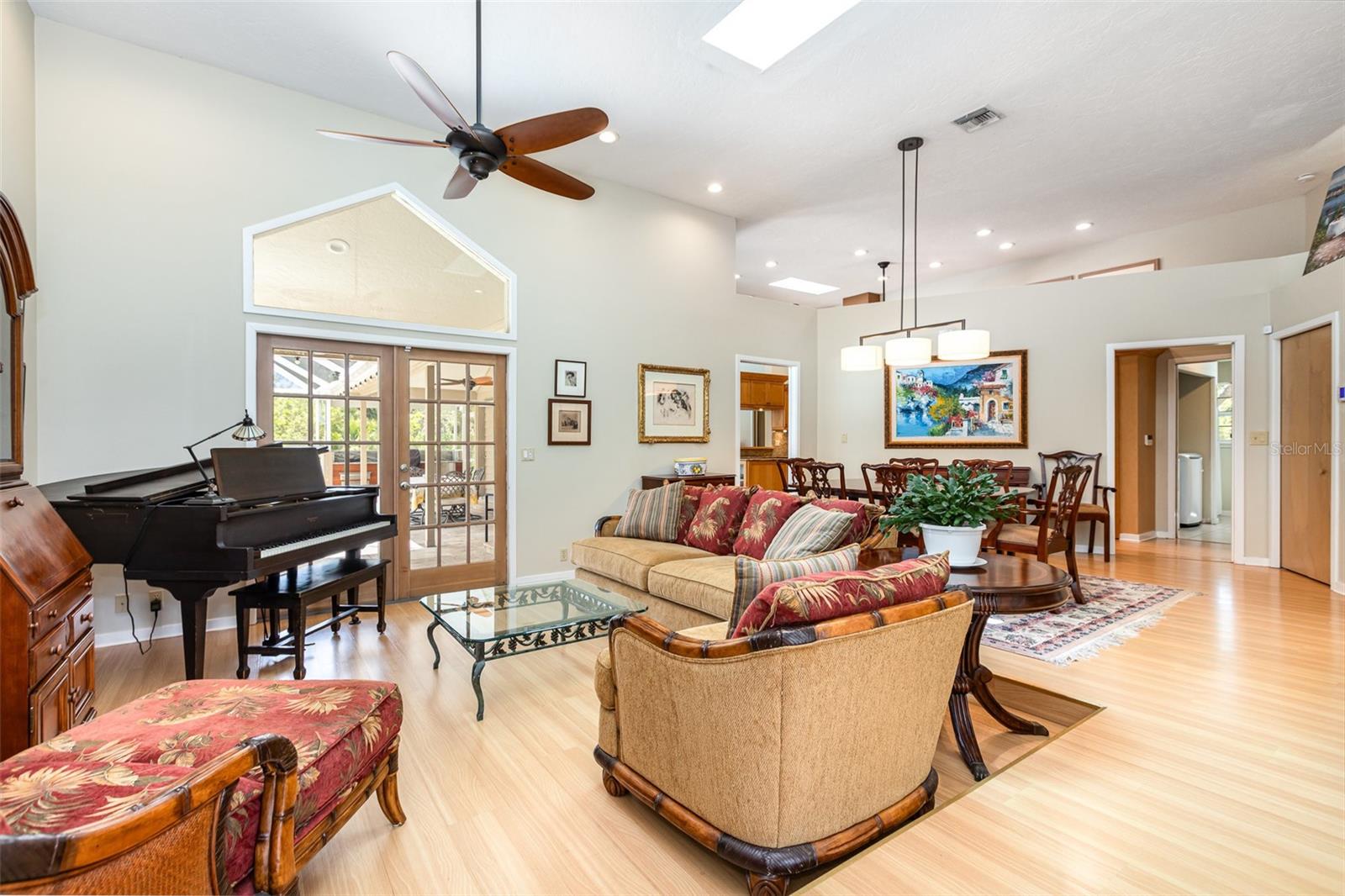 4424 FRIAR TUCK LANE