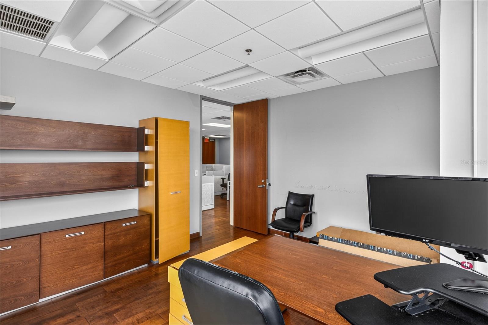 PLAZA NORTH TOWER COMM CONDO - Commercial Sale