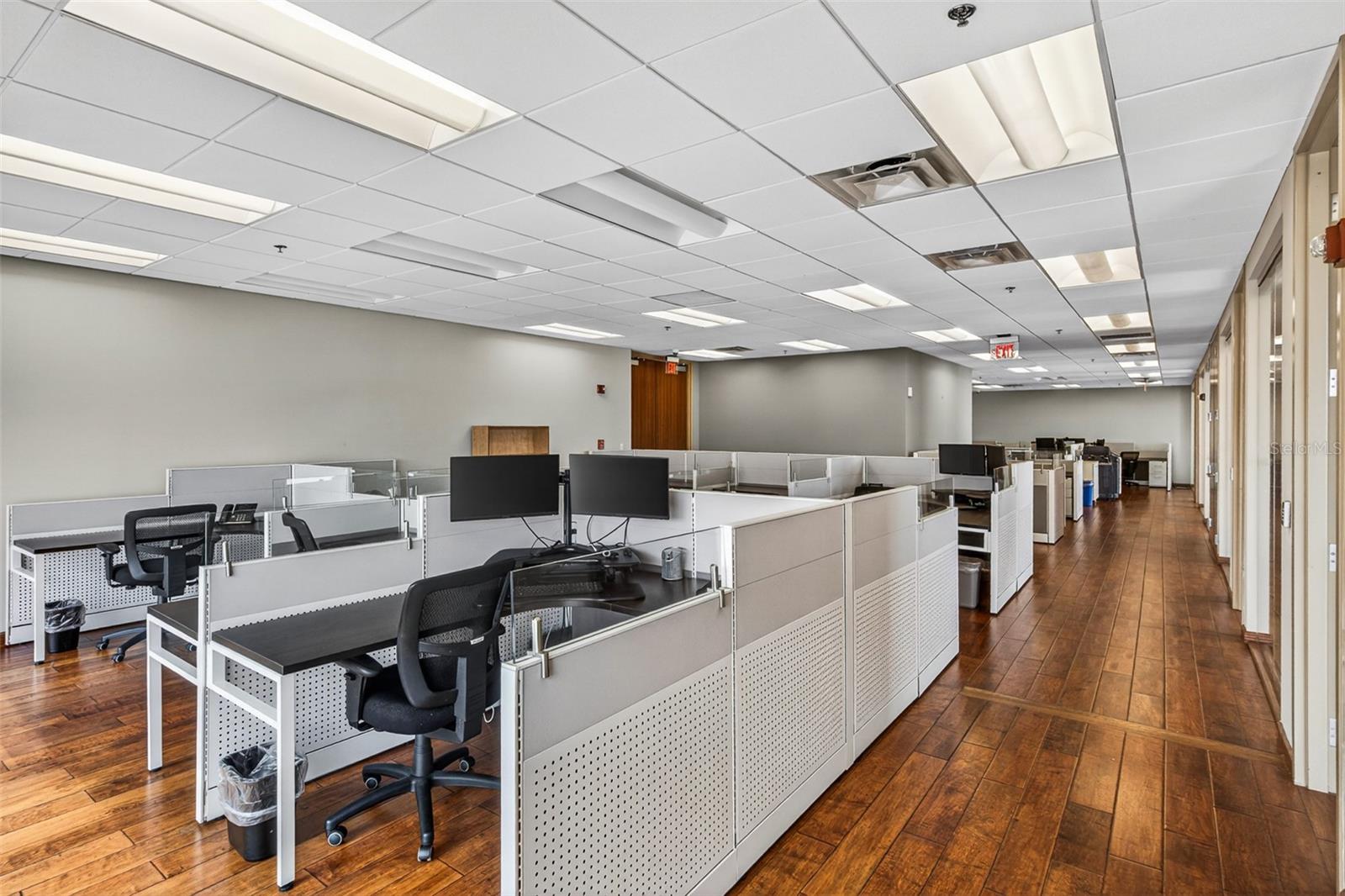 PLAZA NORTH TOWER COMM CONDO - Commercial Sale