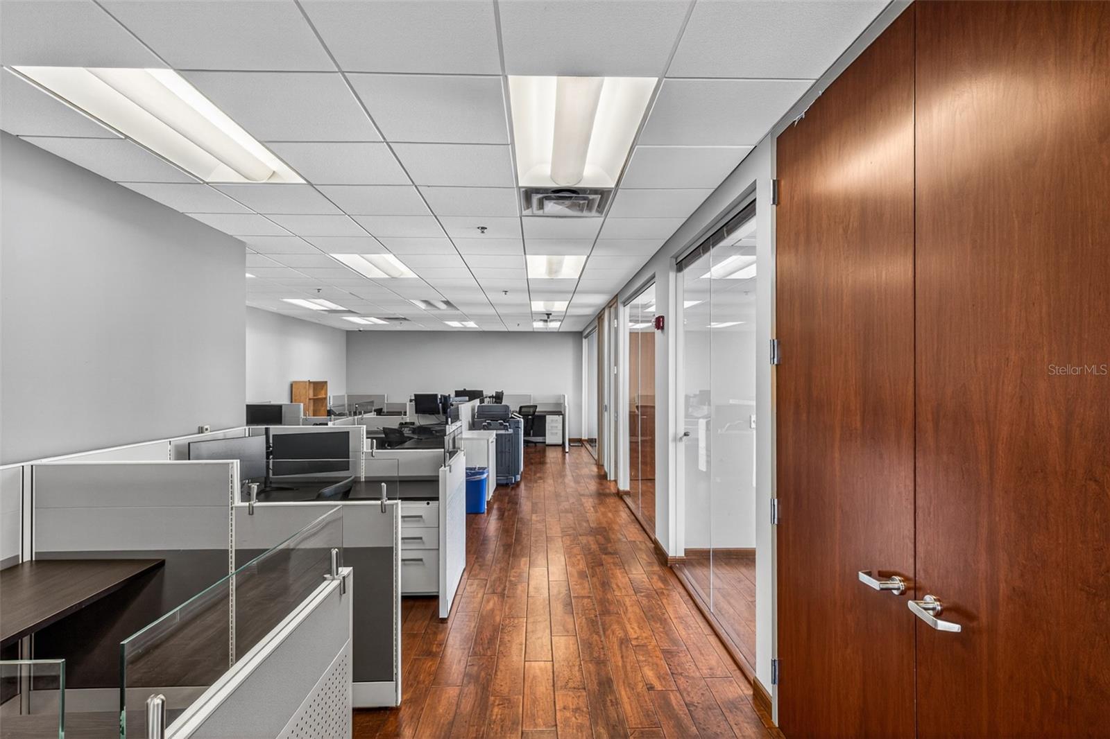 PLAZA NORTH TOWER COMM CONDO - Commercial Sale