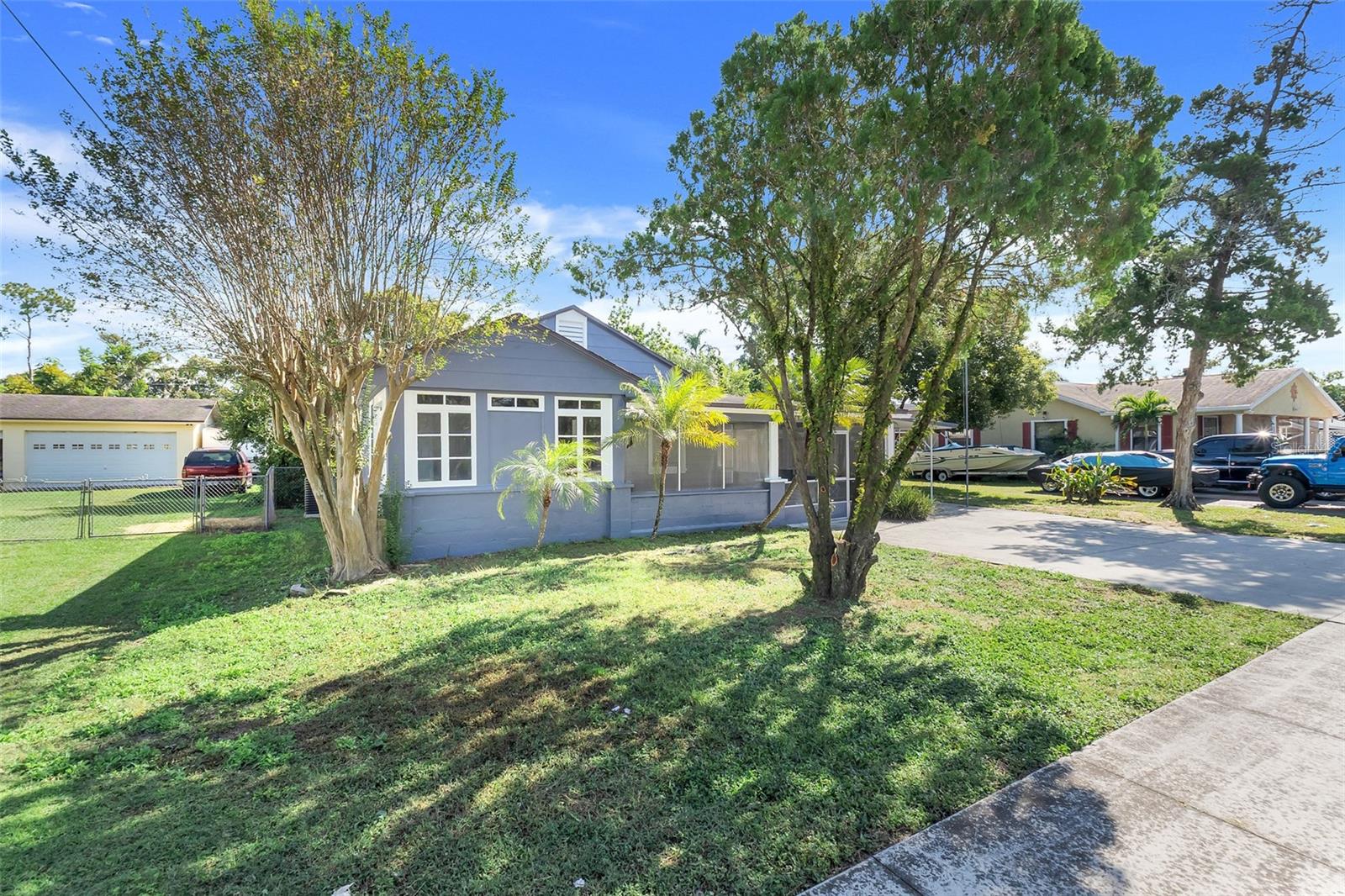 FAIRVIEW SHORES - Residential