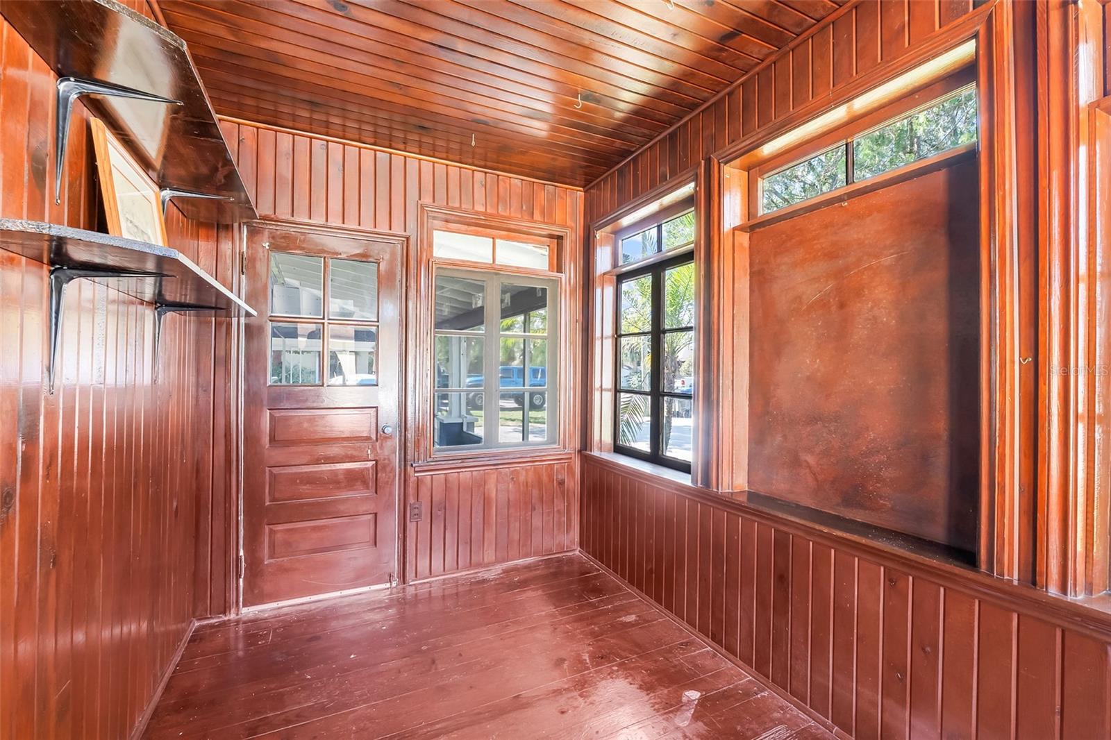 FAIRVIEW SHORES - Residential