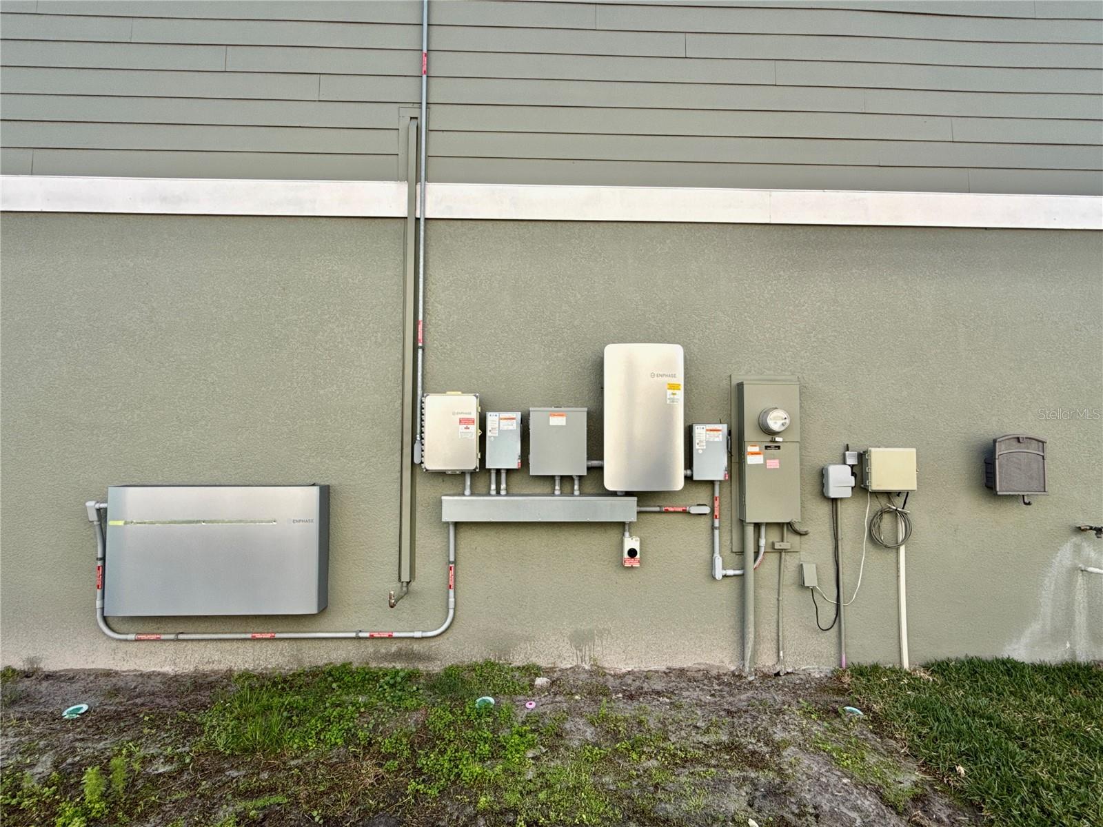 HIDDEN CREEK - Residential