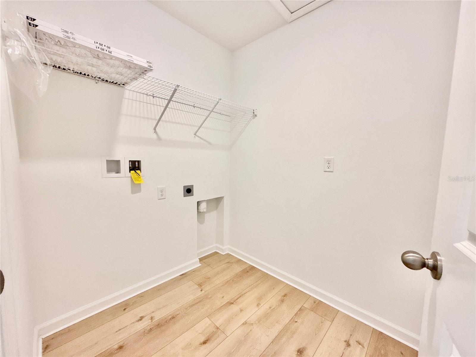 HIDDEN CREEK - Residential