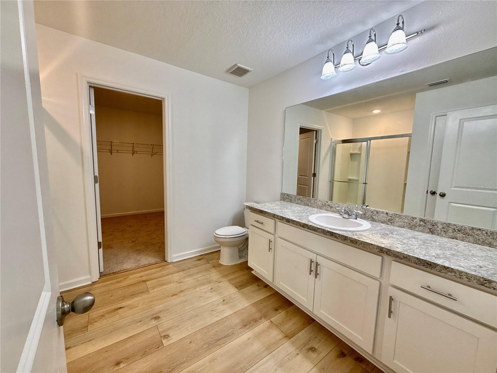 HIDDEN CREEK - Residential