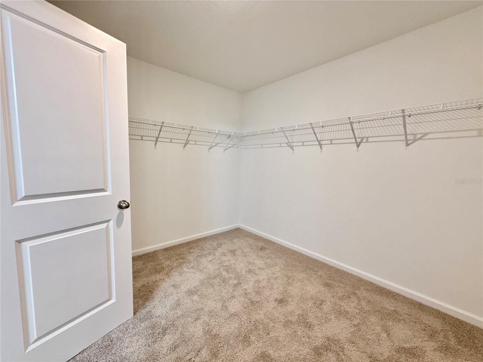 HIDDEN CREEK - Residential