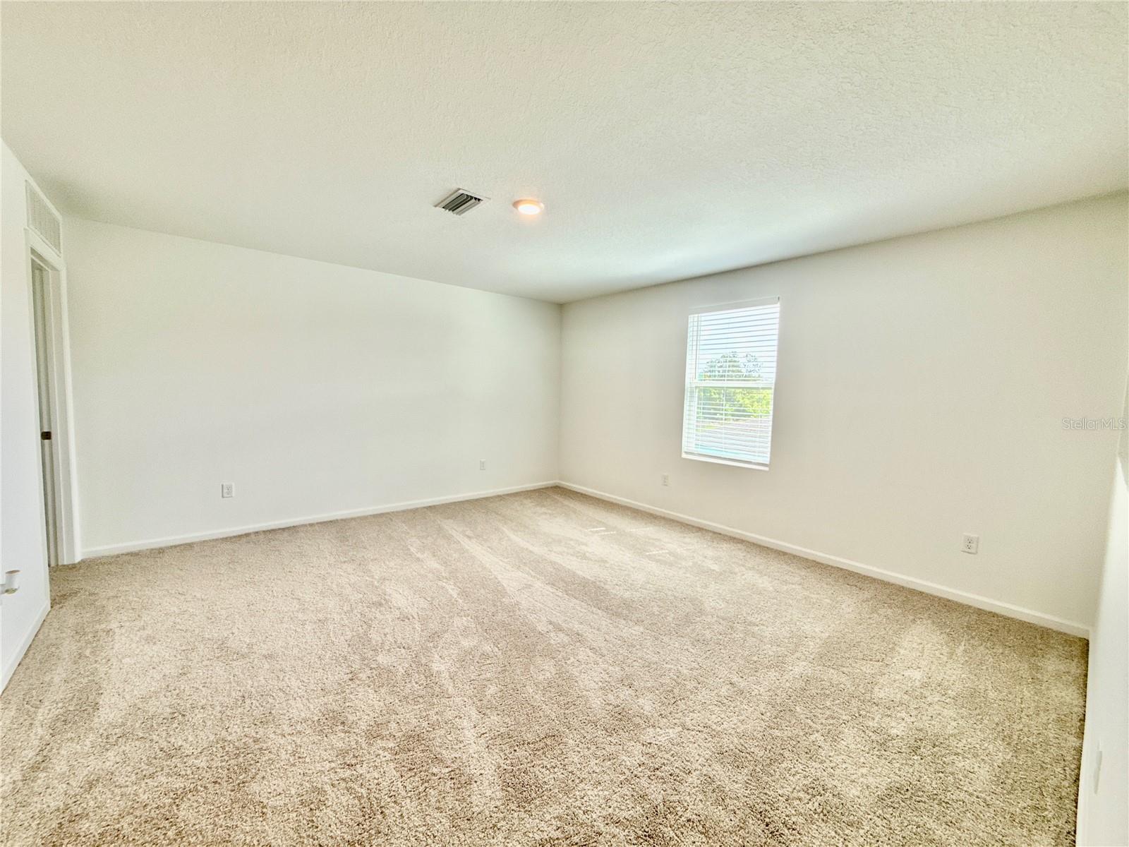 HIDDEN CREEK - Residential