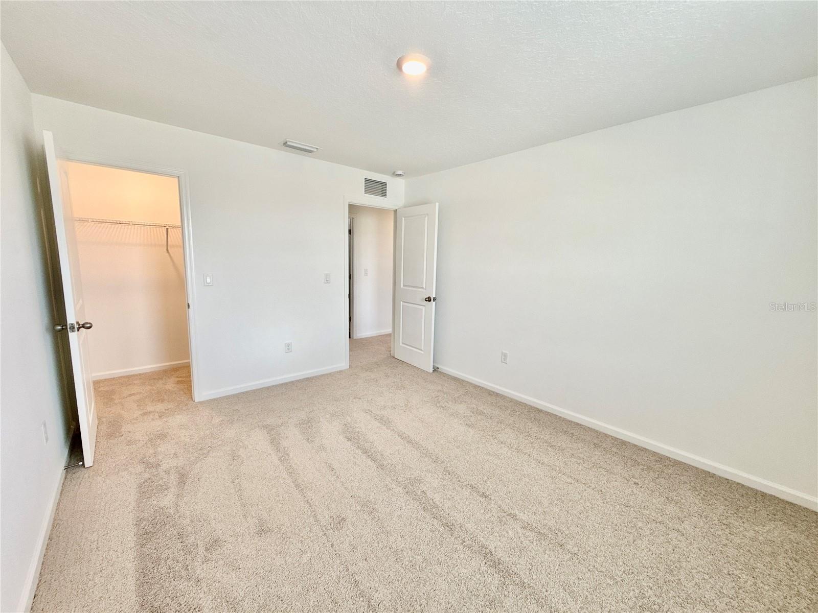 HIDDEN CREEK - Residential