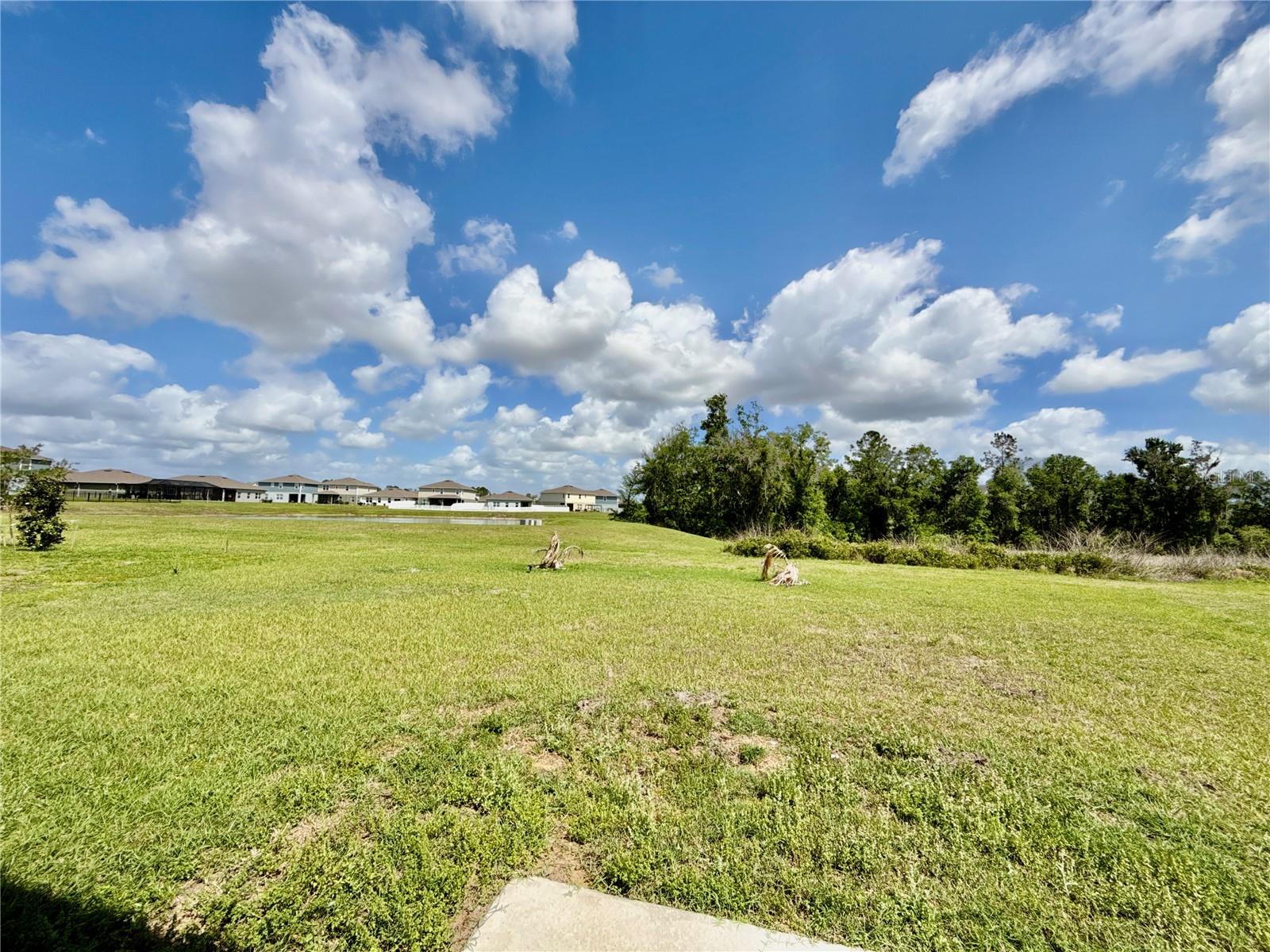 HIDDEN CREEK - Residential