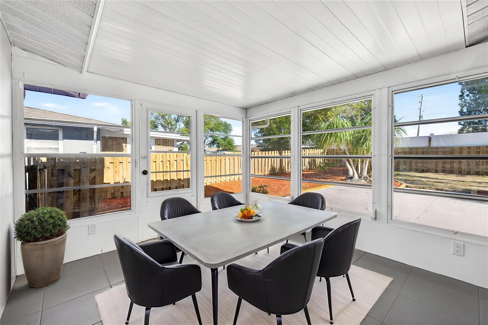 JASMINE LAKES - Residential