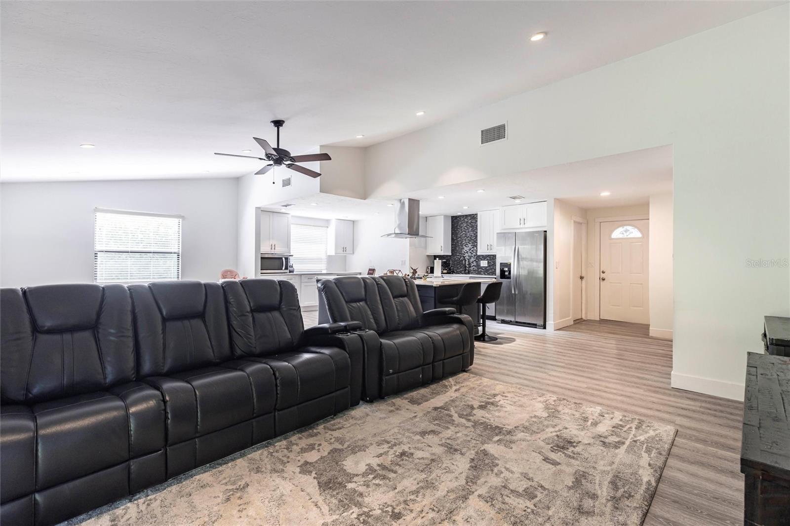 ACREAGE HEADER - Residential