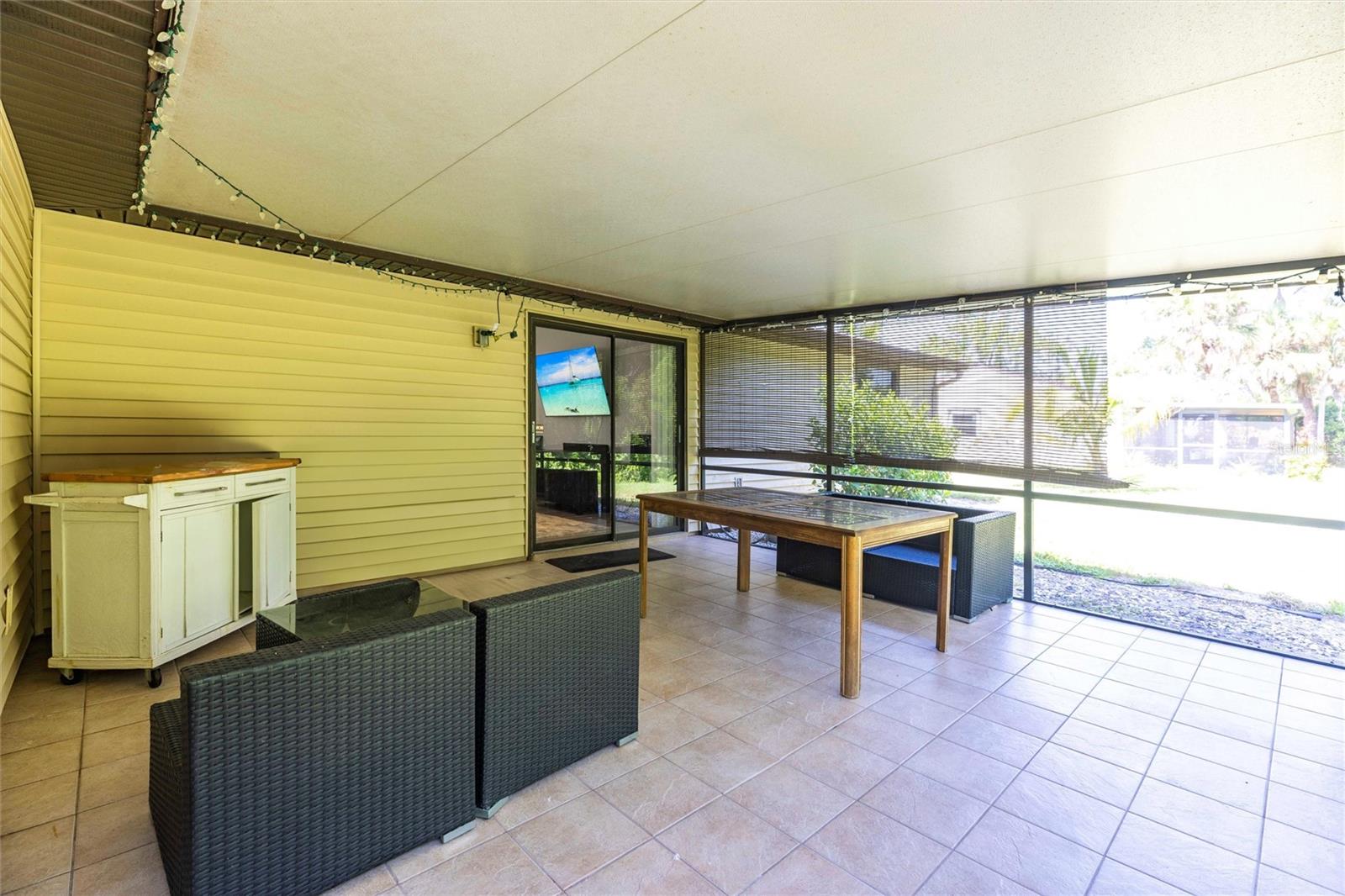 ACREAGE HEADER - Residential