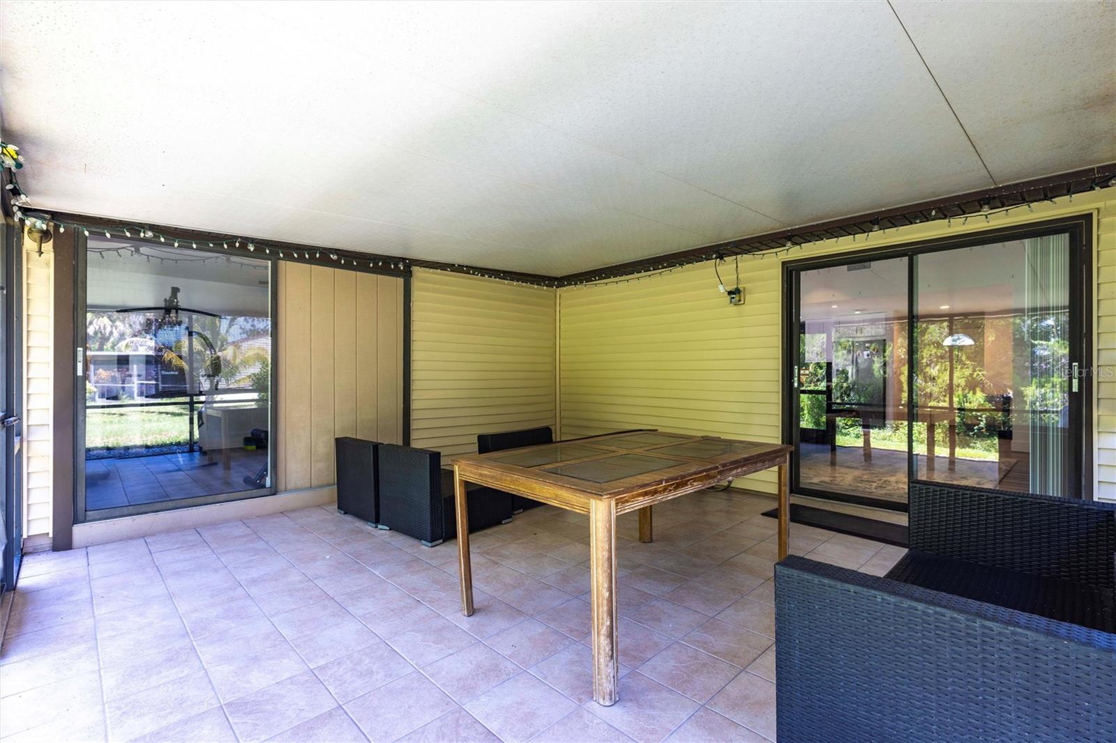 ACREAGE HEADER - Residential