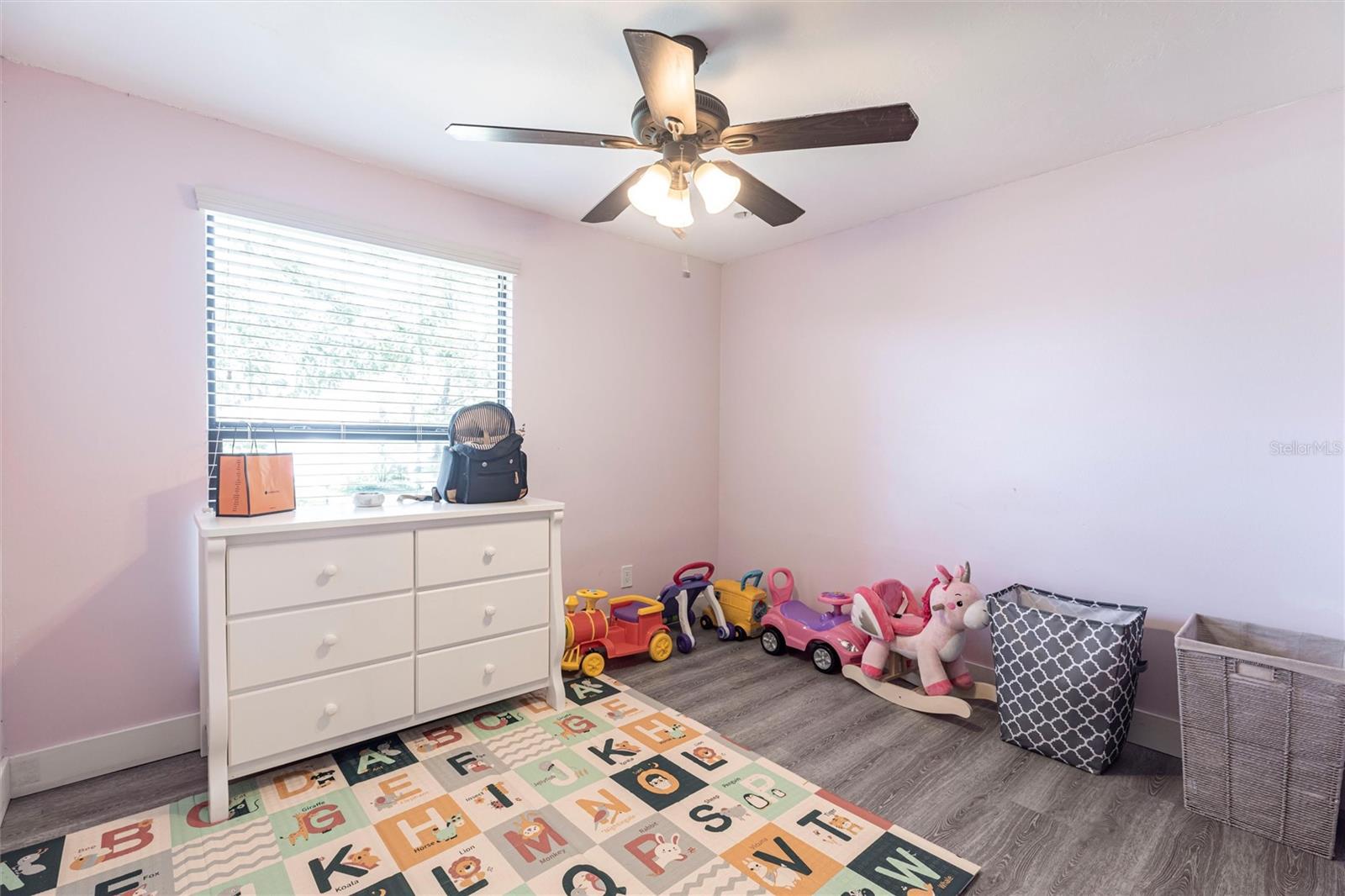 ACREAGE HEADER - Residential