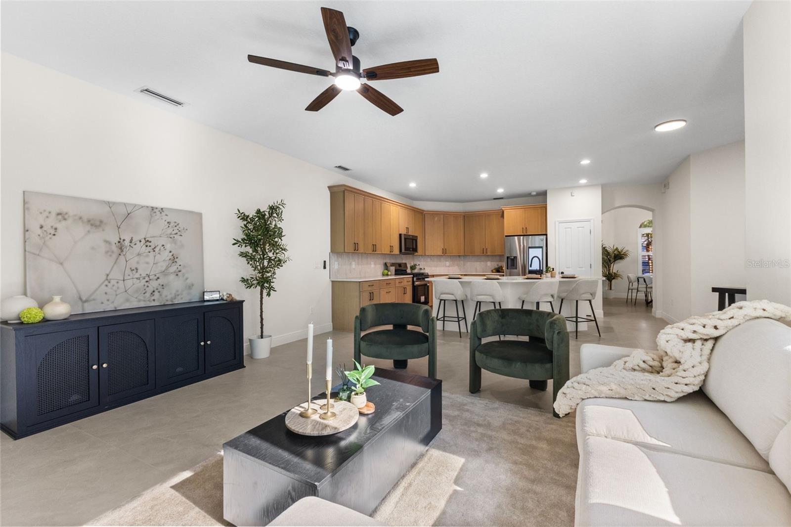 WESTCHASE SEC 371 - Residential