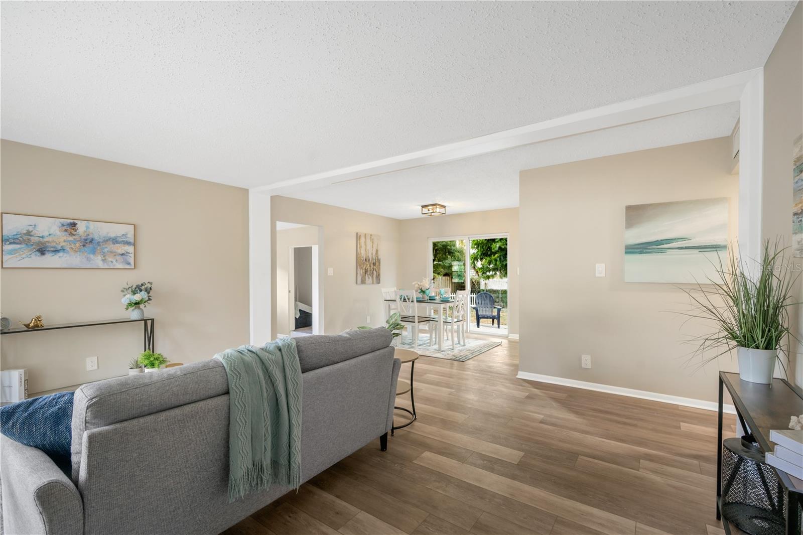 LYNWOOD PARK - Residential