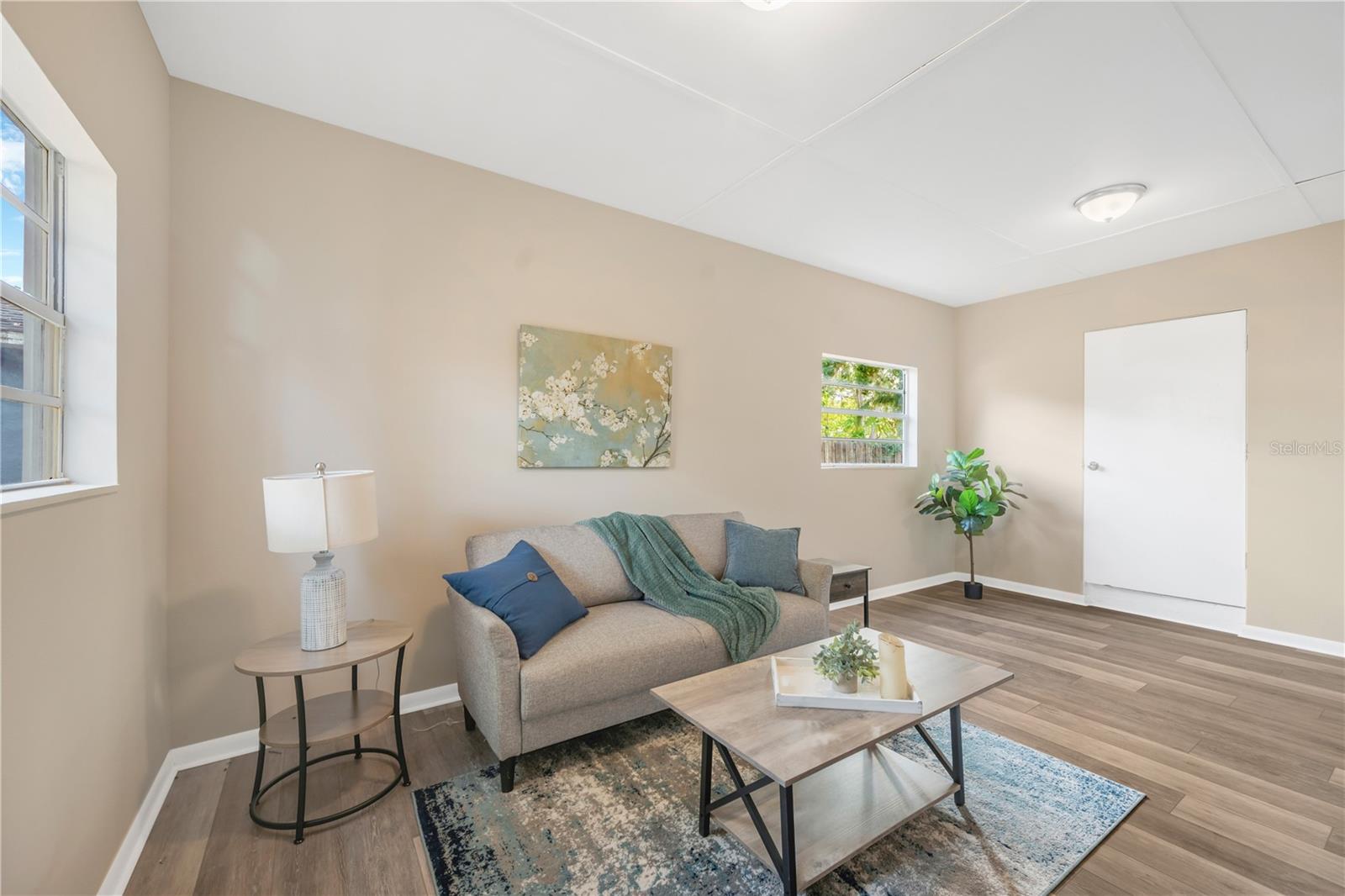 LYNWOOD PARK - Residential