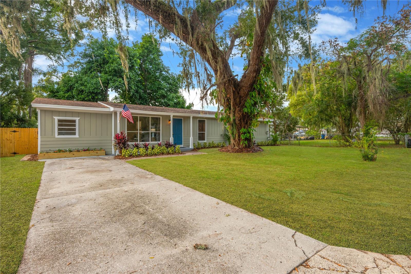 LYNWOOD PARK - Residential