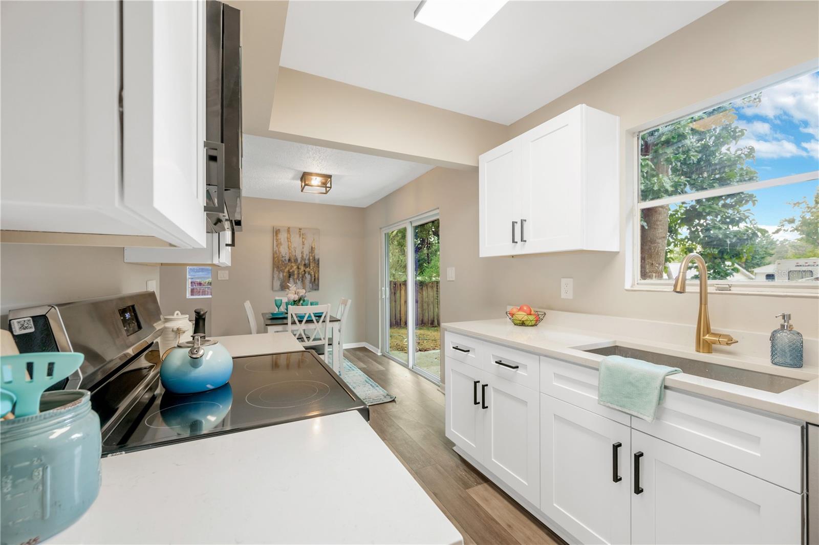 LYNWOOD PARK - Residential