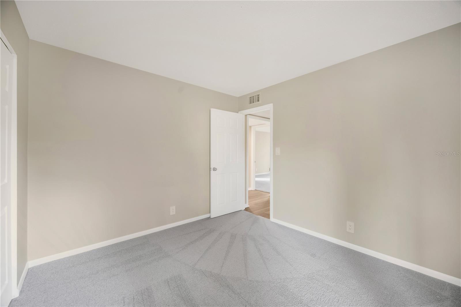 LYNWOOD PARK - Residential