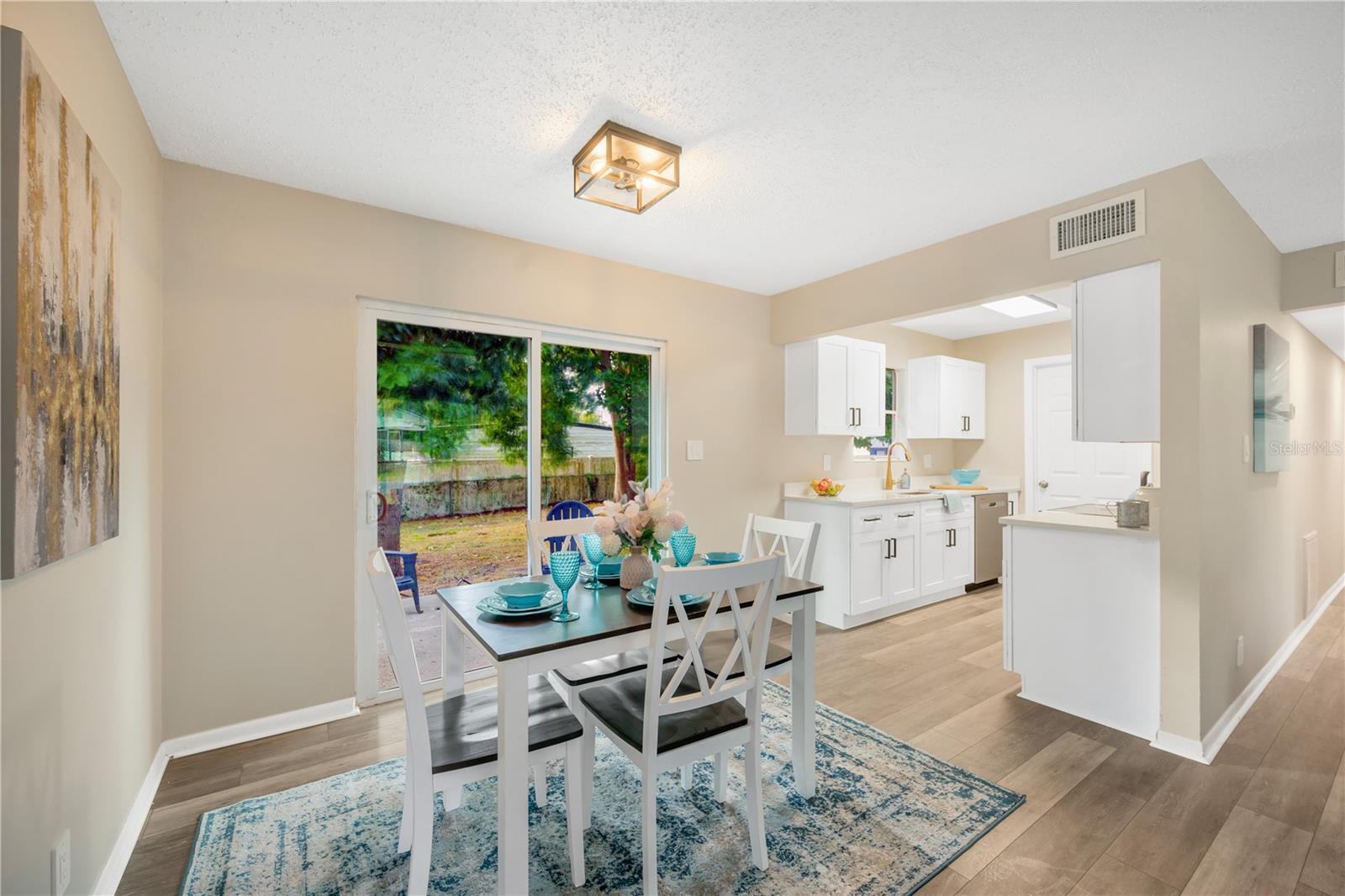 LYNWOOD PARK - Residential