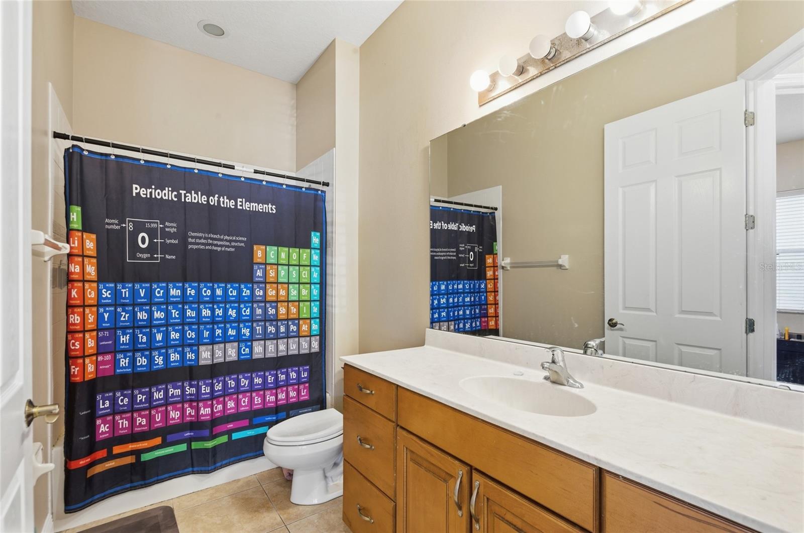 EMERALD ESTATES - Residential