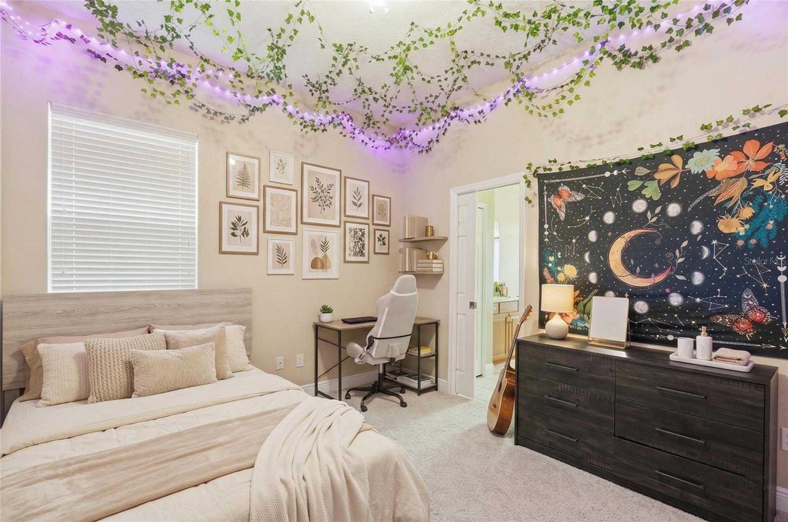 EMERALD ESTATES - Residential