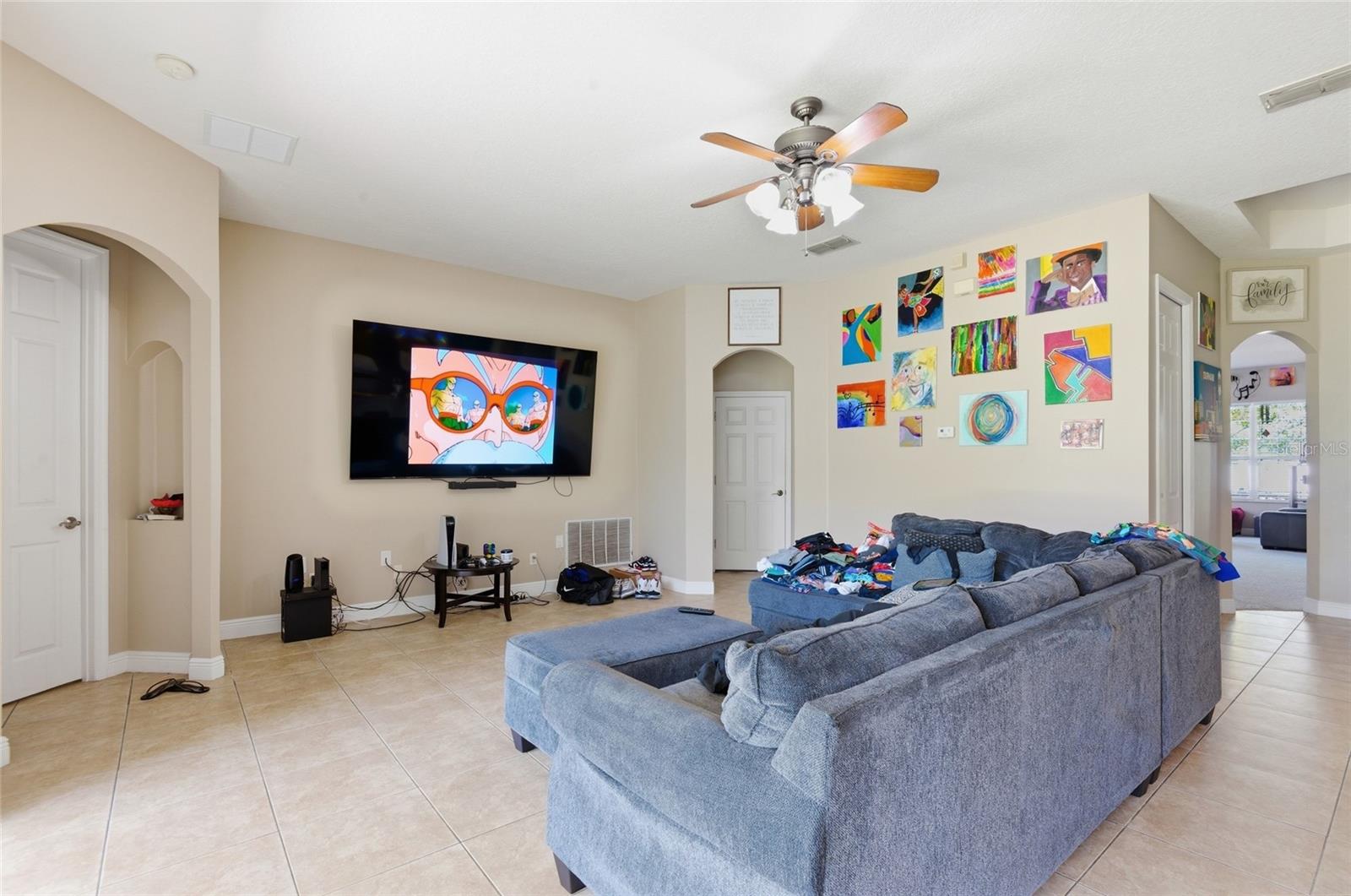 EMERALD ESTATES - Residential