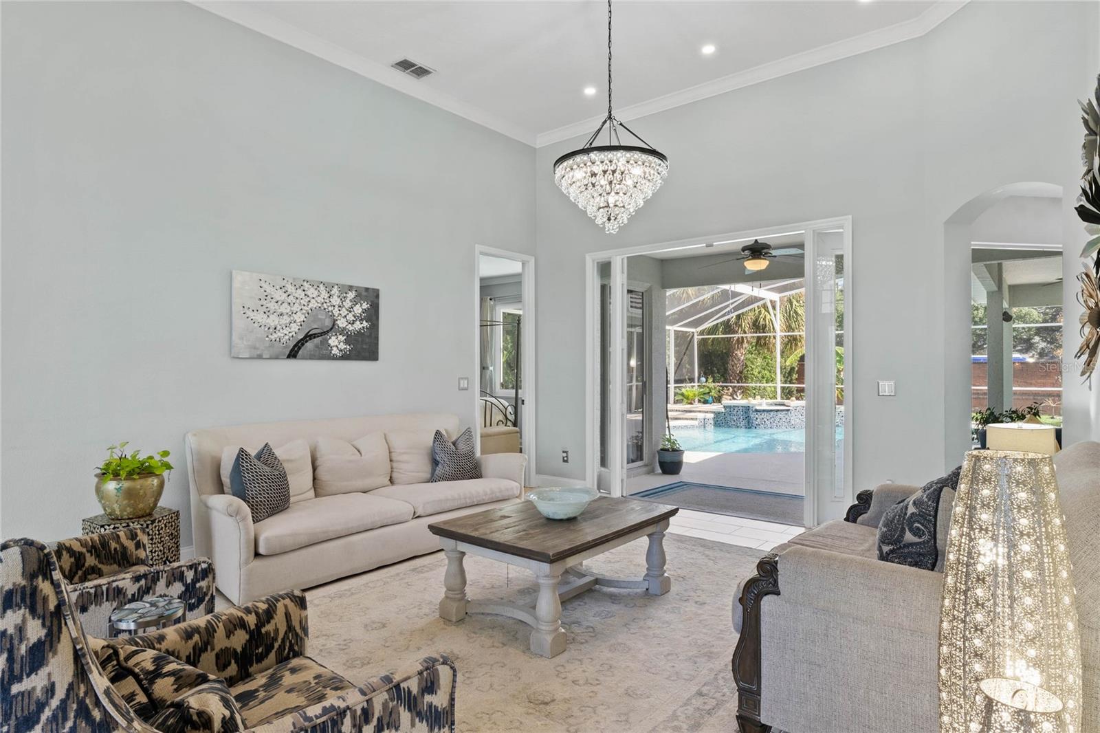 9810 CAMBERLEY CIRCLE