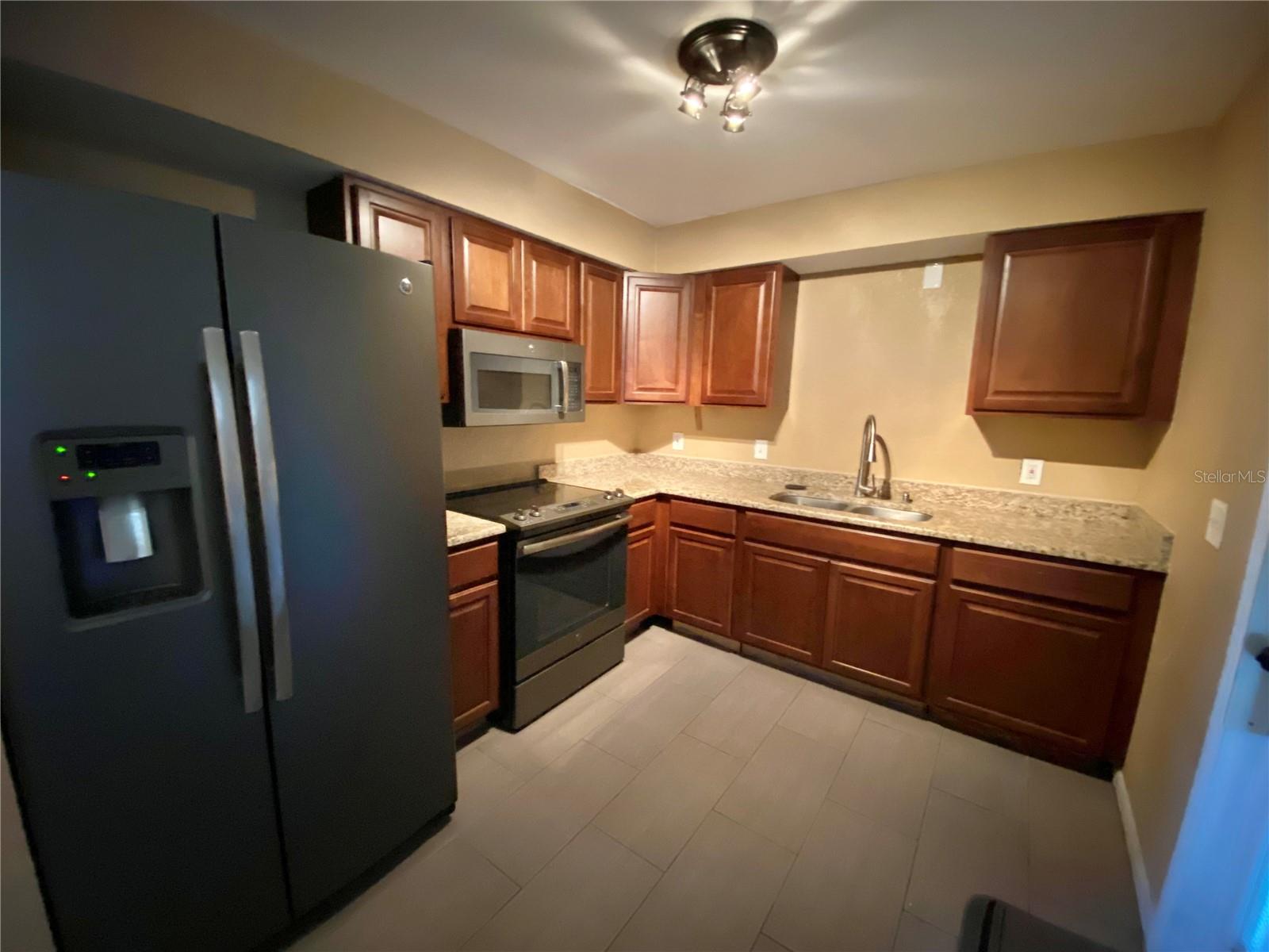 GANDY GARDENS - Residential