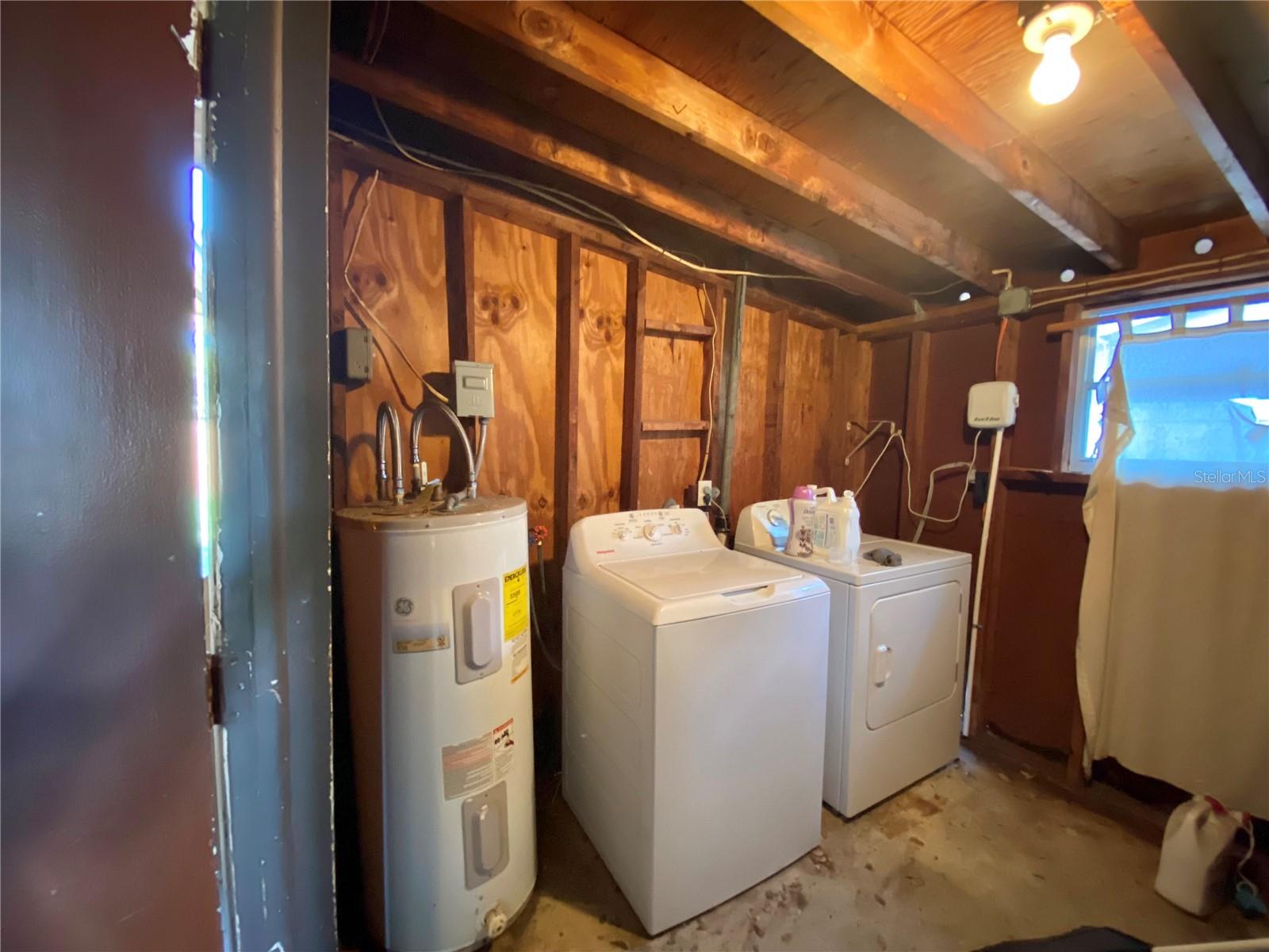 GANDY GARDENS - Residential